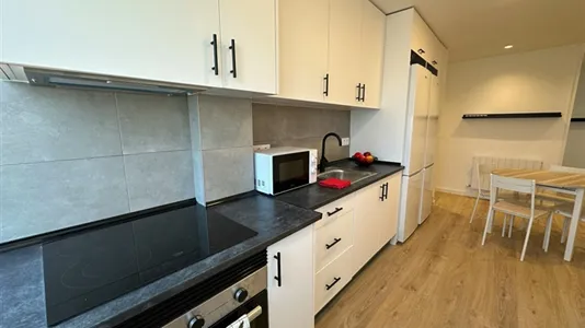 Rooms in Madrid Carabanchel - photo 4