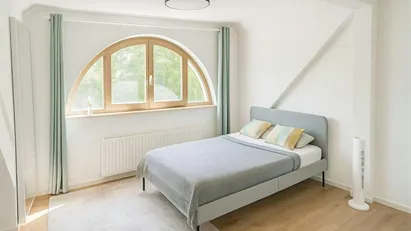 Room for rent in Munich Thalkirchen-Obersendling-Forstenried-Fürstenried-Solln, Munich