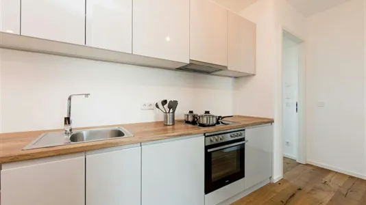 Rooms in Berlin Mitte - photo 8