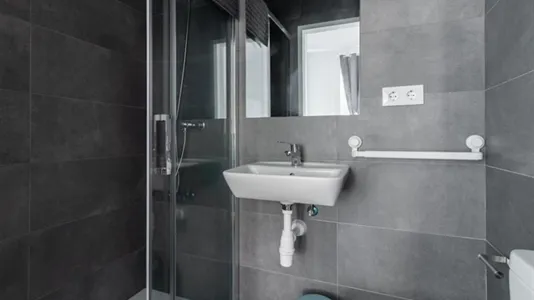 Rooms in Barcelona Gràcia - photo 10