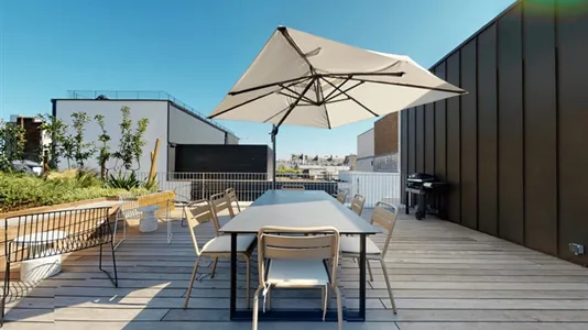 Rooms in Paris 17ème arrondissement - photo 7