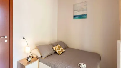 Room for rent in Milano Zona 9 - Porta Garibaldi, Niguarda, Milan