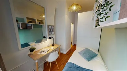Room for rent in Paris 16éme arrondissement (North), Paris