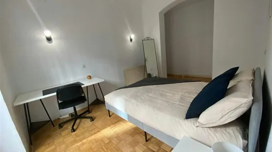 Rooms in Madrid Salamanca - photo 6