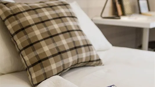 Rooms in Bilbao - photo 4