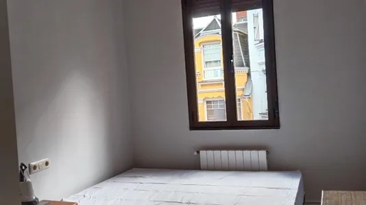 Rooms in Bilbao - photo 3