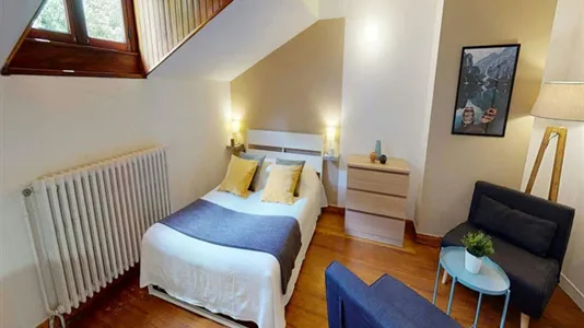 Rooms in Toulouse - photo 1