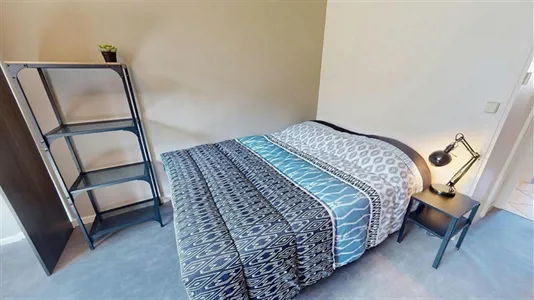 Rooms in Saint-Étienne - photo 3
