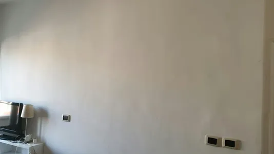 Apartments in Roma Municipio VII – Appio-Latino/Tuscolano/Cinecittà - photo 10