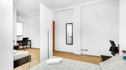 Houses in Sesto San Giovanni - photo 7