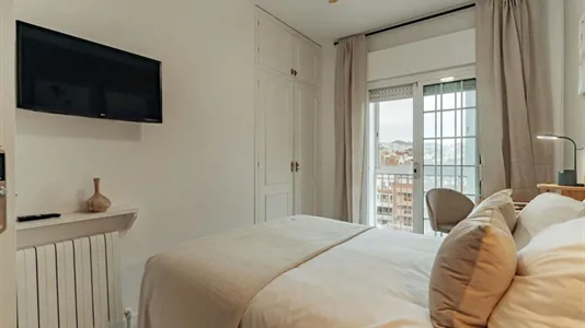 Rooms in Barcelona Sarrià-St. Gervasi - photo 2
