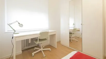 Room for rent in Madrid Moncloa-Aravaca, Madrid