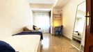 Room for rent, Valencia Ciutat Vella, Valencia (region), &lt;span class=&quot;blurred street&quot; onclick=&quot;ProcessAdRequest(13039214)&quot;&gt;&lt;span class=&quot;hint&quot;&gt;See streetname&lt;/span&gt;[xxxxxxxxxxxxx]&lt;/span&gt;