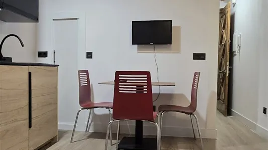 Apartments in León - photo 7