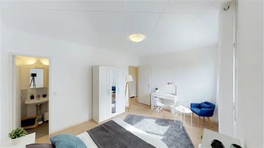 Rooms in Lyon - photo 1