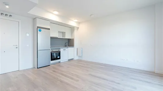 Apartments in Madrid Barajas - photo 4