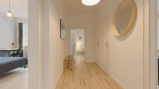 Rooms in Berlin Friedrichshain-Kreuzberg - photo 4