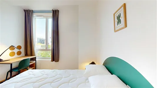 Rooms in Pontoise - photo 1