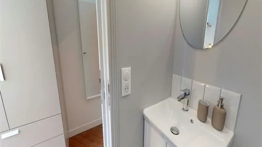 Rooms in Paris 18ème arrondissement - Montmartre - photo 4