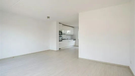 Houses in Amstelveen - photo 4