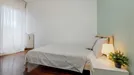 Room for rent, Padua, Veneto, &lt;span class=&quot;blurred street&quot; onclick=&quot;ProcessAdRequest(14129142)&quot;&gt;&lt;span class=&quot;hint&quot;&gt;See streetname&lt;/span&gt;[xxxxxxxxxxxxx]&lt;/span&gt;