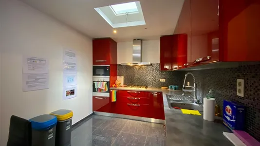 Rooms in Brussels Sint-Joost-ten-Node - photo 8