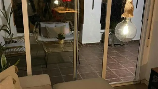 Apartments in Valencia Ciutat Vella - photo 3