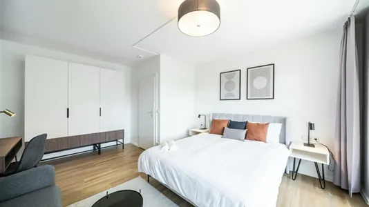 Rooms in Berlin Charlottenburg-Wilmersdorf - photo 2