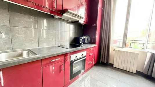 Rooms in Saint-Denis - photo 3