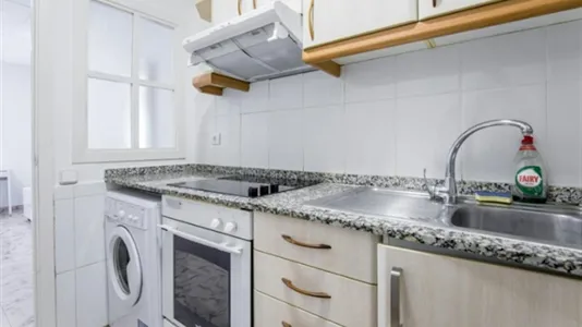 Apartments in Barcelona Ciutat Vella - photo 6