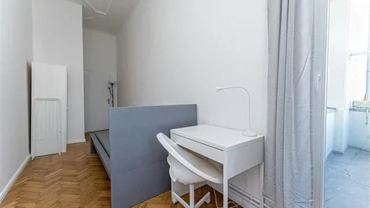Rooms in Berlin Neukölln - photo 1