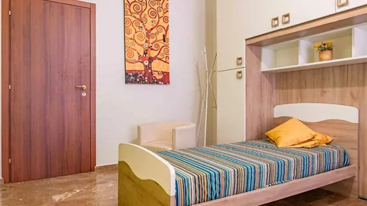 Rooms in Milano Zona 5 - Vigentino, Chiaravalle, Gratosoglio - photo 3