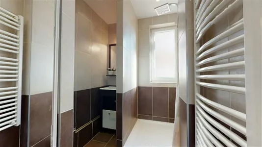 Rooms in Lyon - photo 10