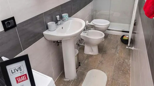 Rooms in Milano Zona 2 - Stazione Centrale, Gorla, Turro, Greco, Crescenzago - photo 7