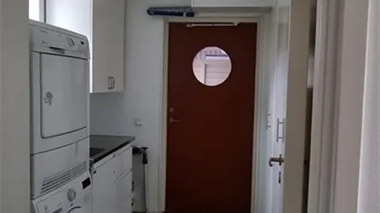 Houses in Södertälje - photo 8