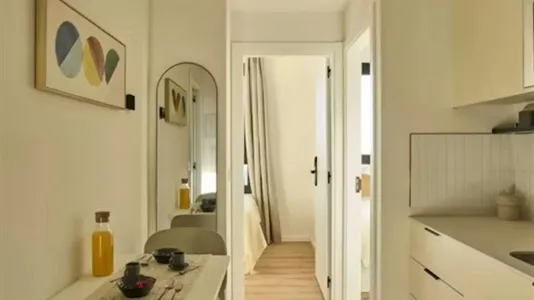 Rooms in Madrid Centro - photo 8