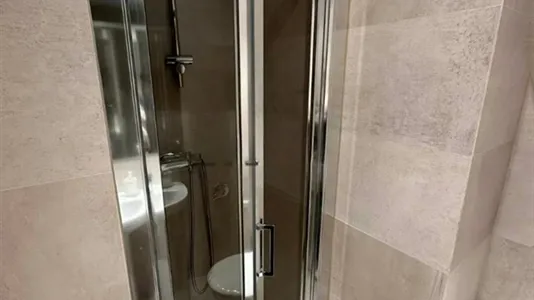 Rooms in Madrid Retiro - photo 4