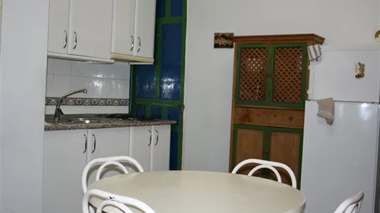 Rooms in El Fontanal - photo 4