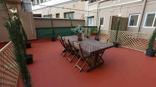 Rooms in Barcelona Eixample - photo 9