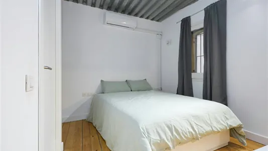 Apartments in Barcelona Ciutat Vella - photo 10