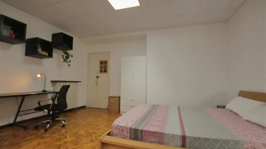Rooms in Terrassa - photo 4
