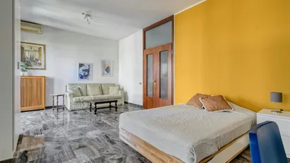 Room for rent in Milano Zona 5 - Vigentino, Chiaravalle, Gratosoglio, Milan