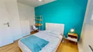 Room for rent, Grenoble, Auvergne-Rhône-Alpes, &lt;span class=&quot;blurred street&quot; onclick=&quot;ProcessAdRequest(13541335)&quot;&gt;&lt;span class=&quot;hint&quot;&gt;See streetname&lt;/span&gt;[xxxxxxxxxxxxx]&lt;/span&gt;
