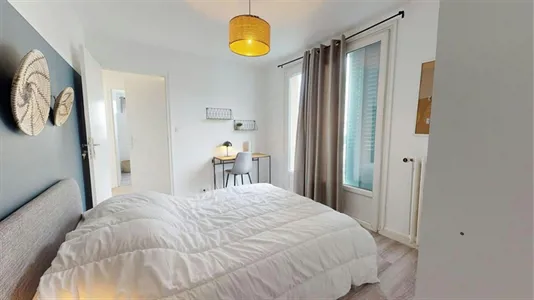 Rooms in Lyon - photo 2