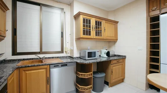 Rooms in Valencia Extramurs - photo 10