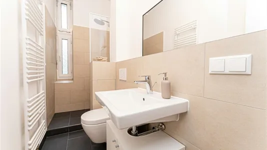 Rooms in Berlin Neukölln - photo 10