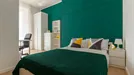 Room for rent, Turin, Piemonte, &lt;span class=&quot;blurred street&quot; onclick=&quot;ProcessAdRequest(13263343)&quot;&gt;&lt;span class=&quot;hint&quot;&gt;See streetname&lt;/span&gt;[xxxxxxxxxxxxx]&lt;/span&gt;