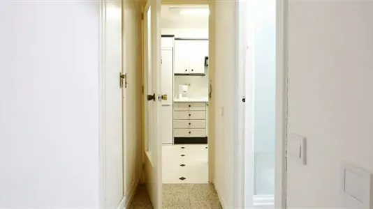 Rooms in Madrid Chamartín - photo 10