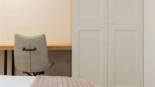 Rooms in Móstoles - photo 4