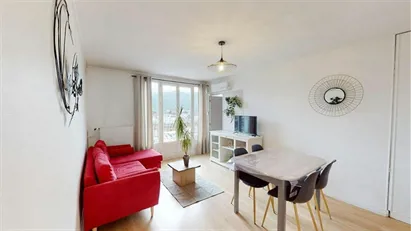 Room for rent in Grenoble, Auvergne-Rhône-Alpes